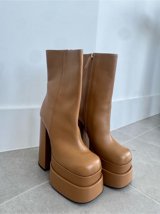 Versace Shoes - Versace Tan Brown Platform Ankle Boots